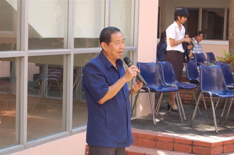 ../Picture/2552/DSC_0132 (Medium).JPG